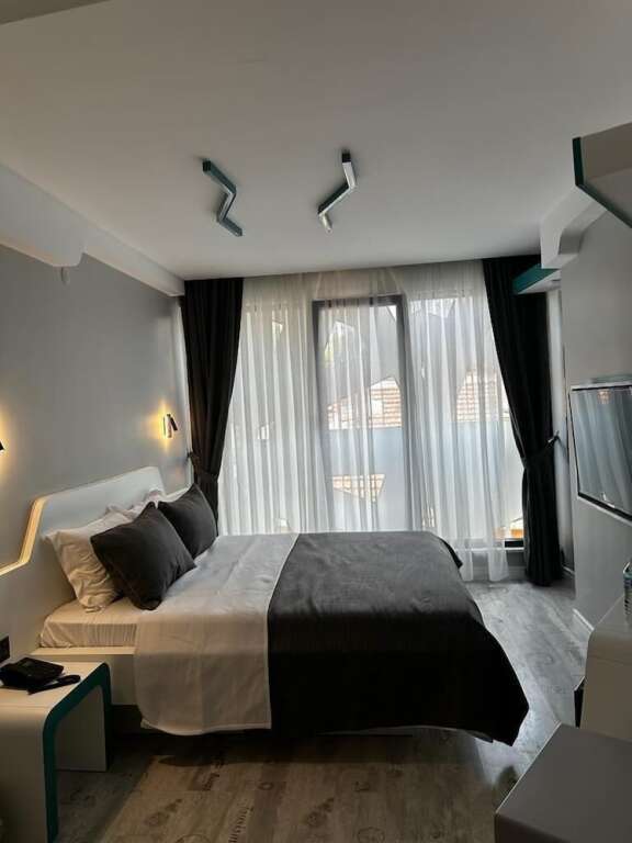 Эдирне: Midis Otel