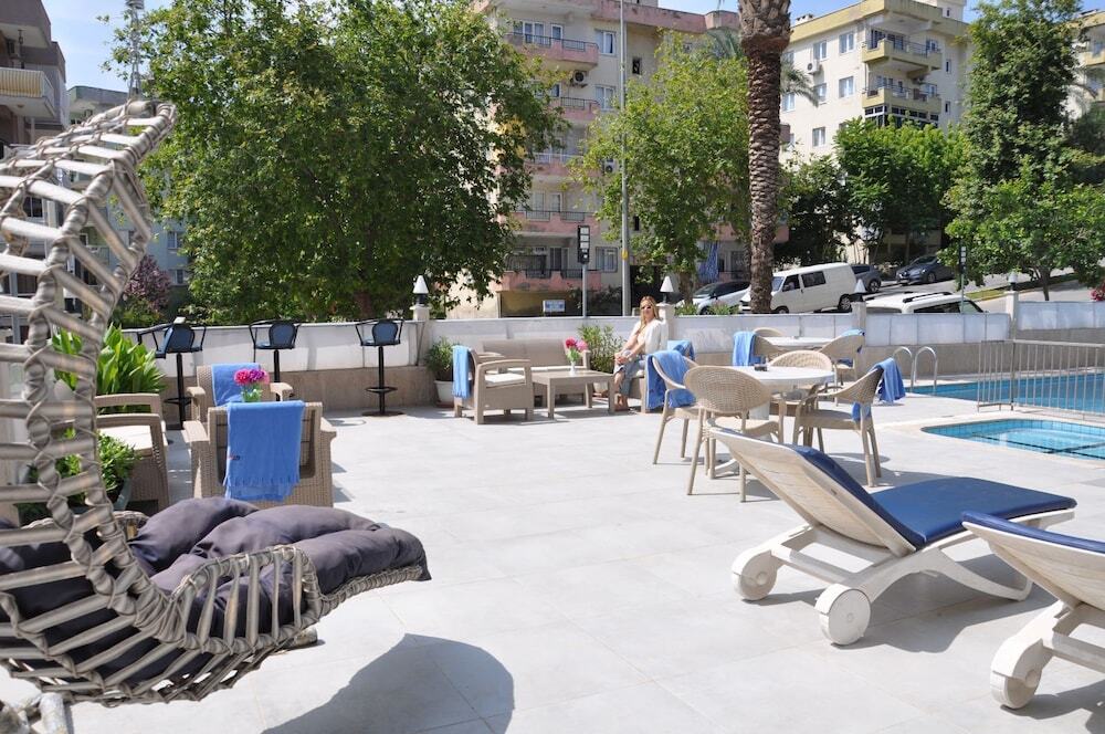 Кушадасы: Livia Hotel