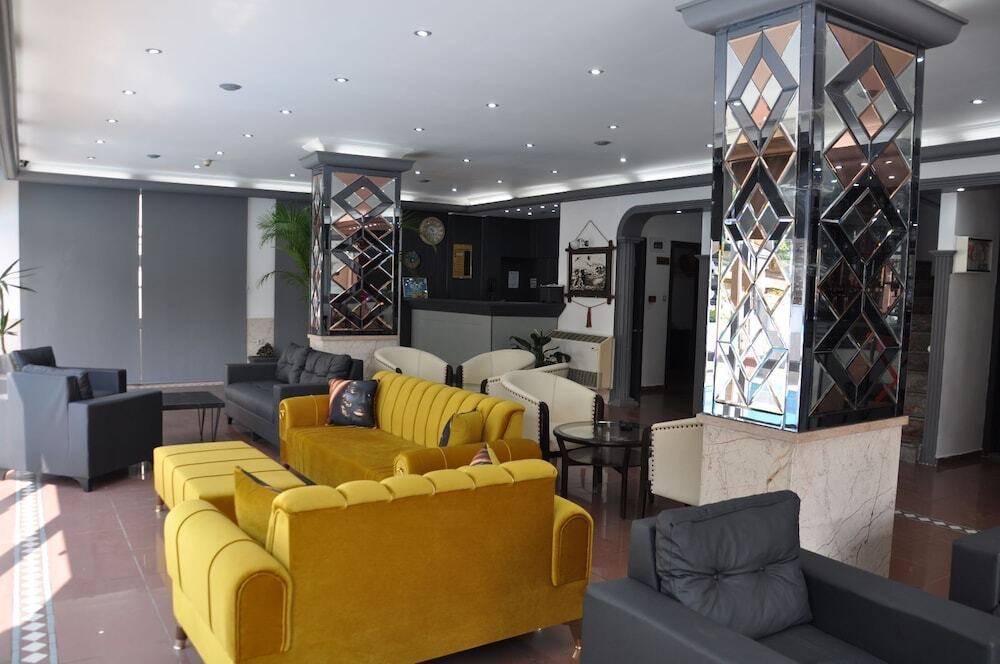 Кушадасы: Livia Hotel