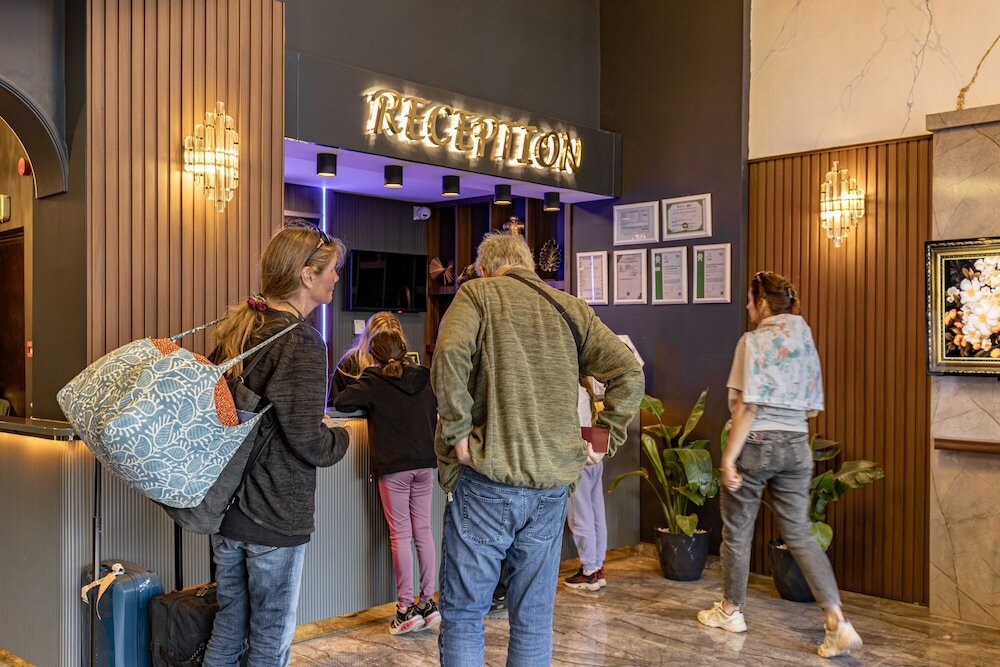 Loyal City Hotel — фото 2