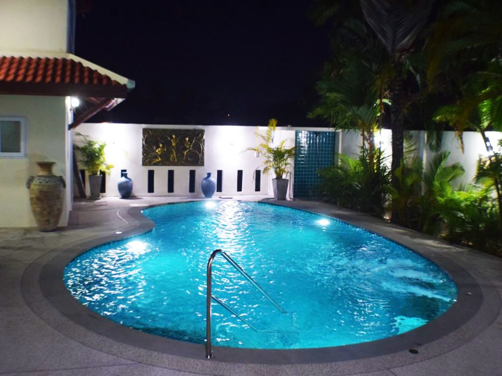 Муанг: Luxury 5 Bed 5 Bath Villa