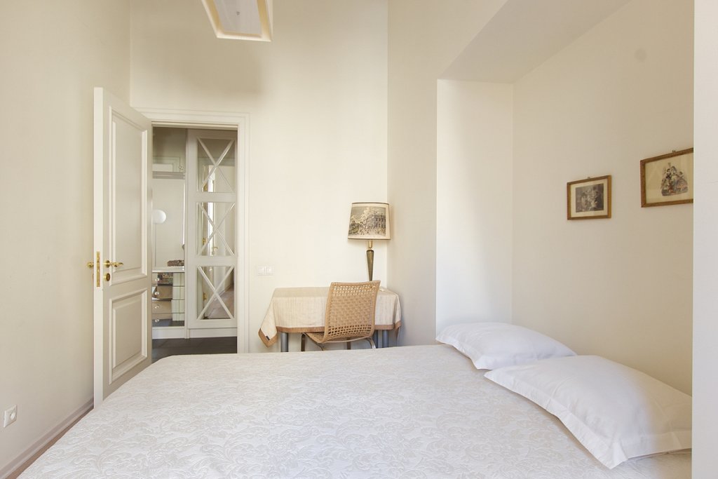 Санкт-Петербург: Apartments Делюкс на Мойке 40