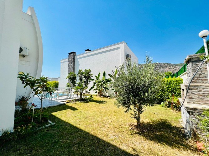 Согучак: Luxury Villa Safir Ozel Havuzlu