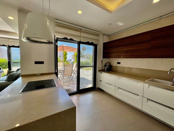 Согучак: Luxury Villa Safir Ozel Havuzlu
