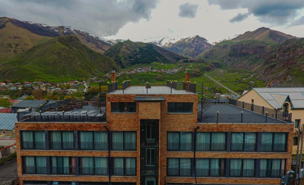 Степанцминда: Hotel Memoir Kazbegi