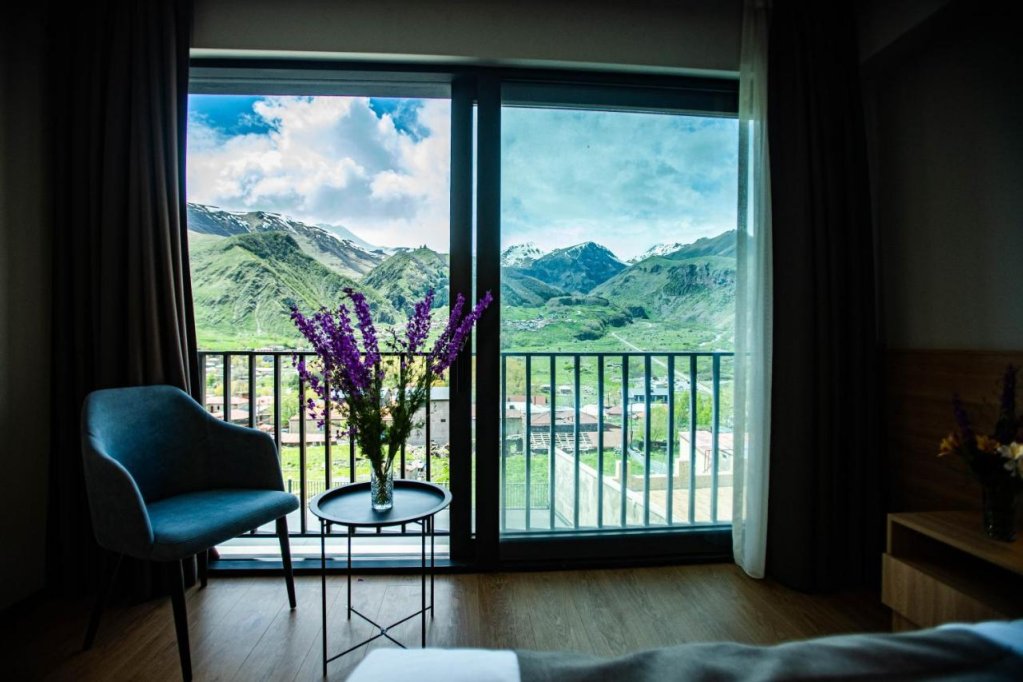Степанцминда: Hotel Memoir Kazbegi