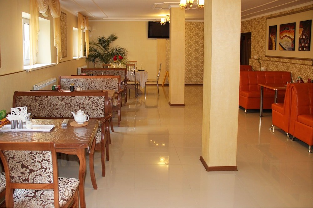 Голубицкая: Hotel Premier