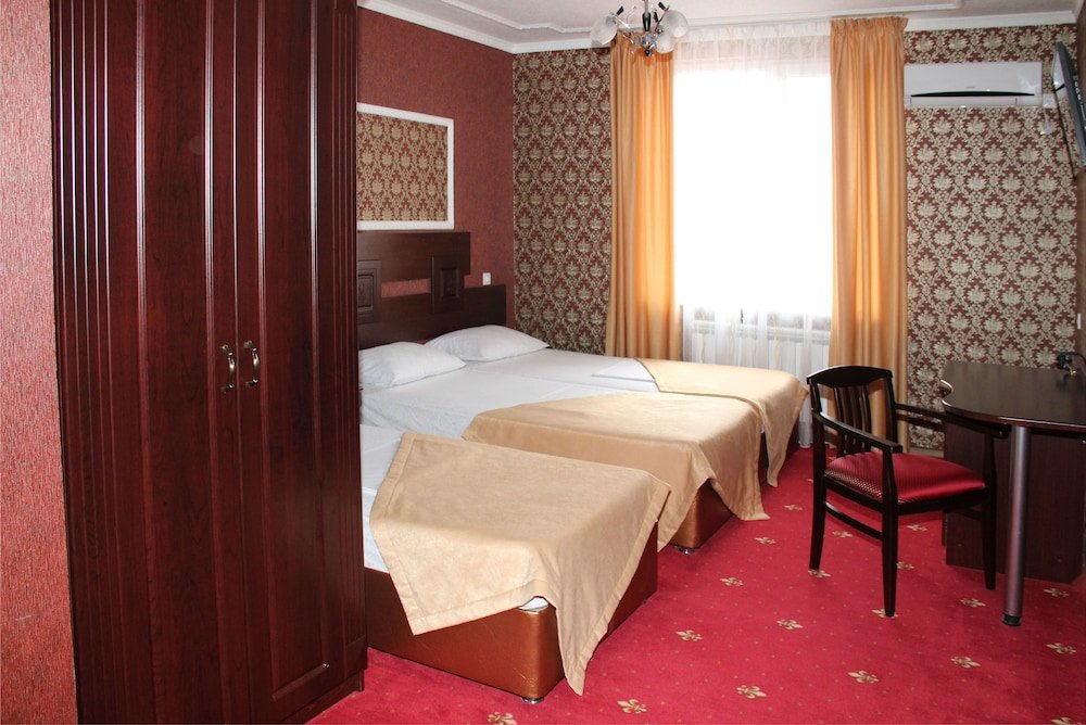 Голубицкая: Hotel Premier