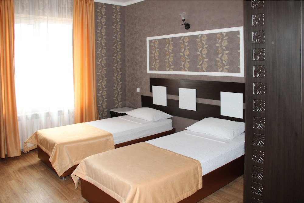 Голубицкая: Hotel Premier