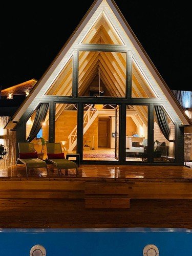 Сарыбелен: Zirve Bungalows