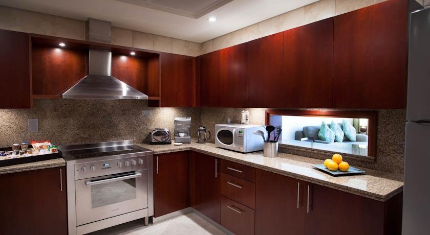 Дубай: Oasis Beach Tower Apartments