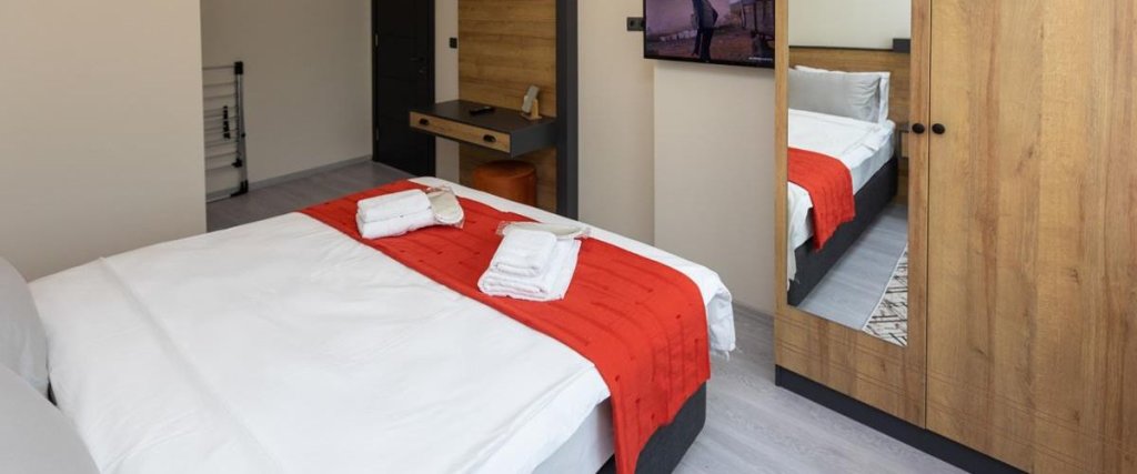 Moonlight Suite Hotel — фото 2