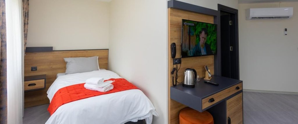 Moonlight Suite Hotel — фото 3