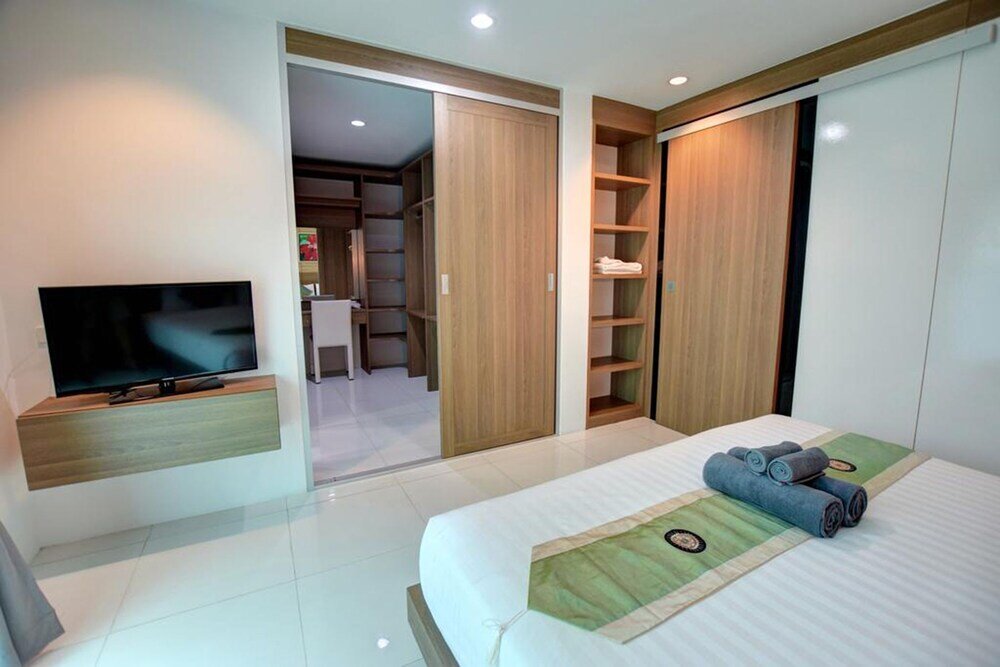 Муанг: Pool Acces 89 Rawai