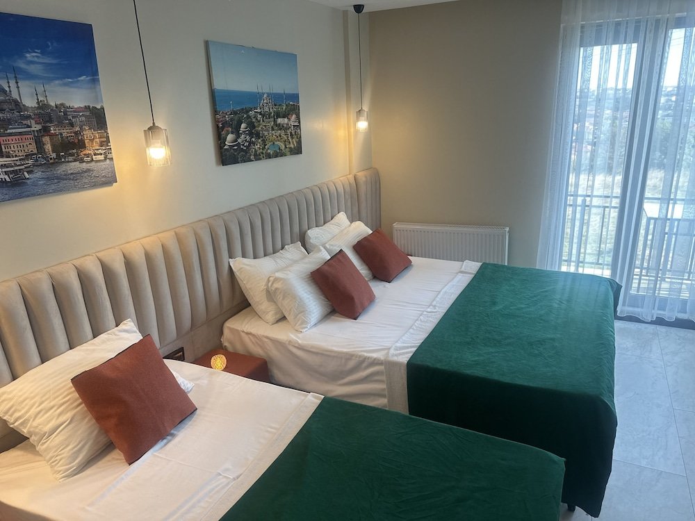 Арнавуткёй: Queen Airport Hotel