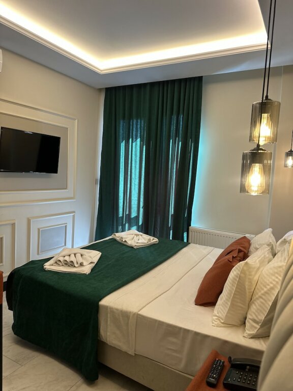 Арнавуткёй: Queen Airport Hotel