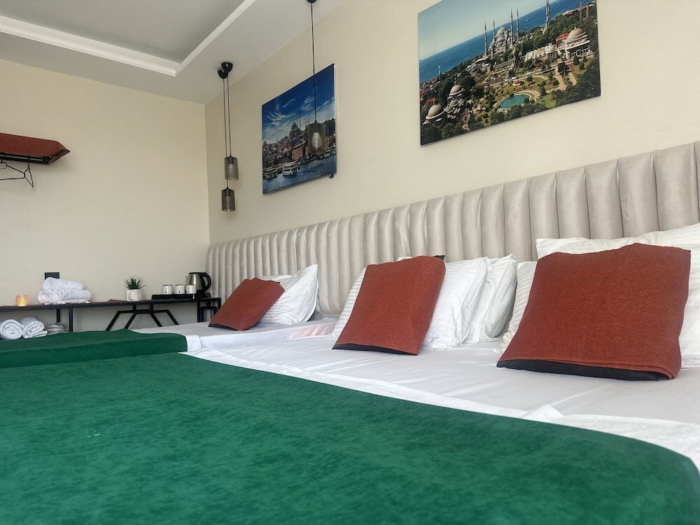 Арнавуткёй: Queen Airport Hotel