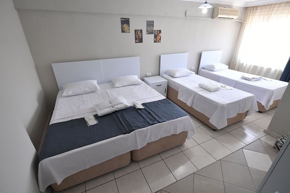 Бурхание: Nilhan Otel