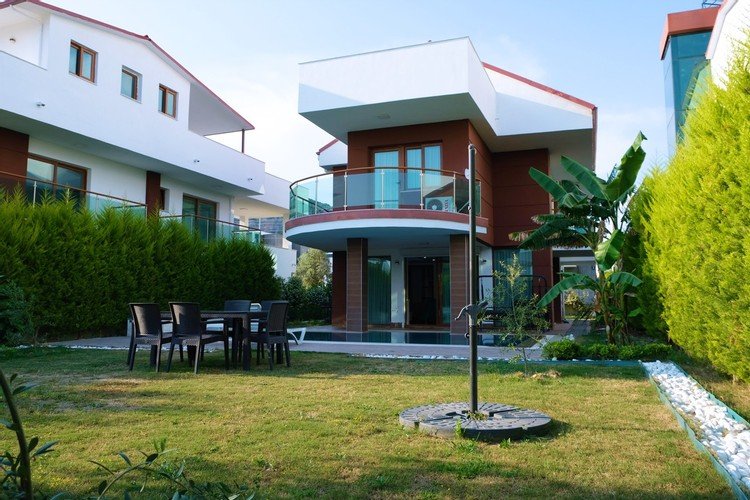 Согучак: Luxury Villa Alzuharia Ozel Havuzlu