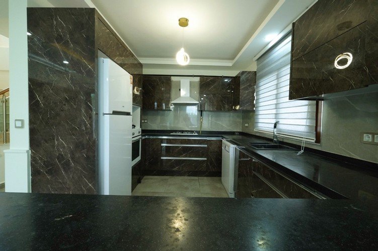 Согучак: Luxury Villa Alzuharia Ozel Havuzlu