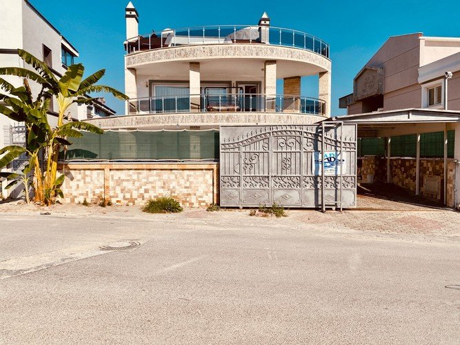 Luxury Villa Roma Ozel Havuzlu — фото 1