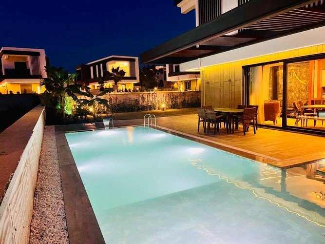 Согучак: Luxury Villa Eva Ozel Havuzlu