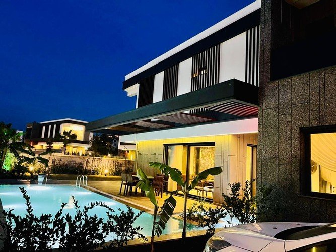 Согучак: Luxury Villa Eva Ozel Havuzlu