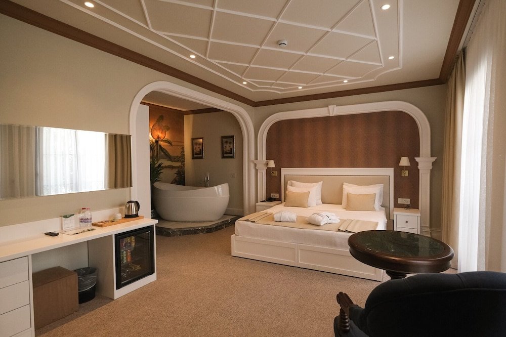 Измир: DBD Hotels Bayrakli
