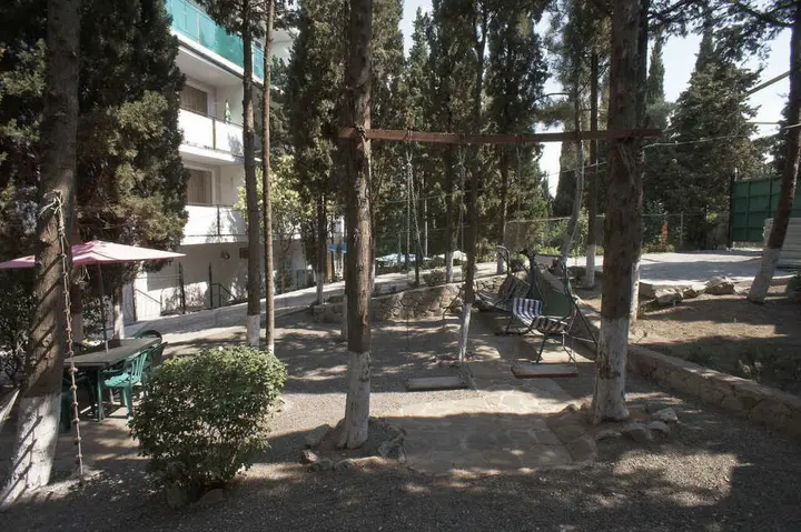 Алушта: Uyutny (Alushta)