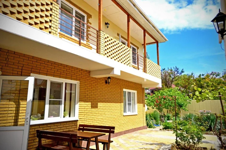 Анапа: Guest House Tri Sestri