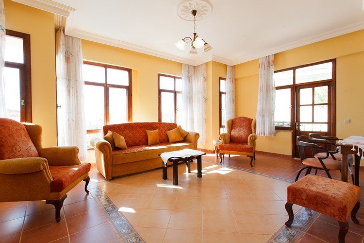 Ешилькёй: Karalos Ortak Havuzlu Villa