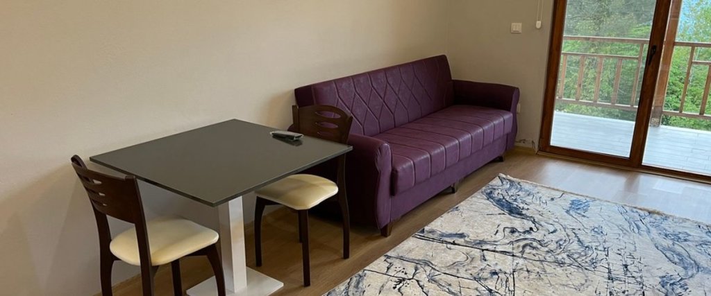 Унье: May Villas Hotel
