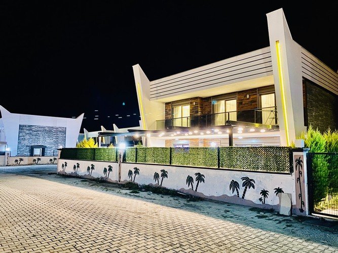 Согучак: Luxury Villa Pike Ozel Havuzlu