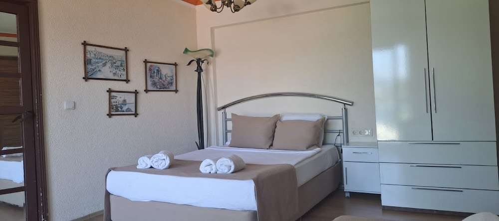 Селимийе: Dut House Selimiye