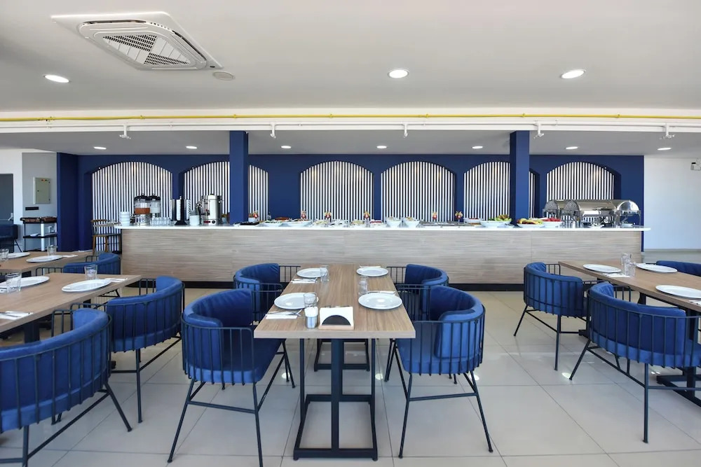 Йомра: Sunflower Otel