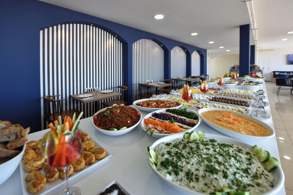 Йомра: Sunflower Otel