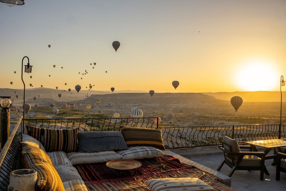 Учисар: Ages in Cappadocia