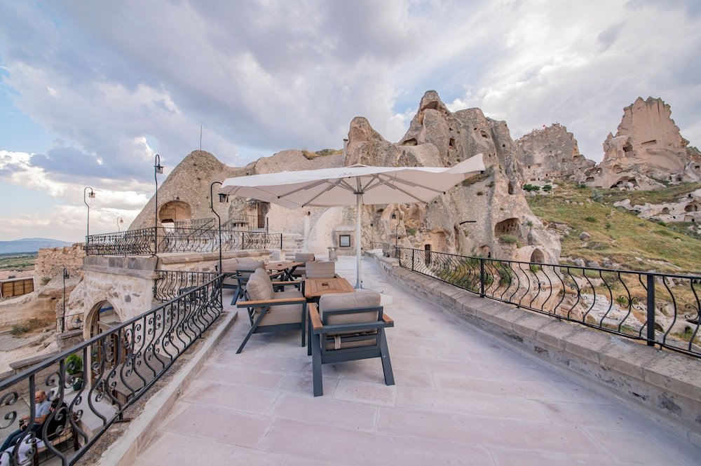 Учисар: Ages in Cappadocia