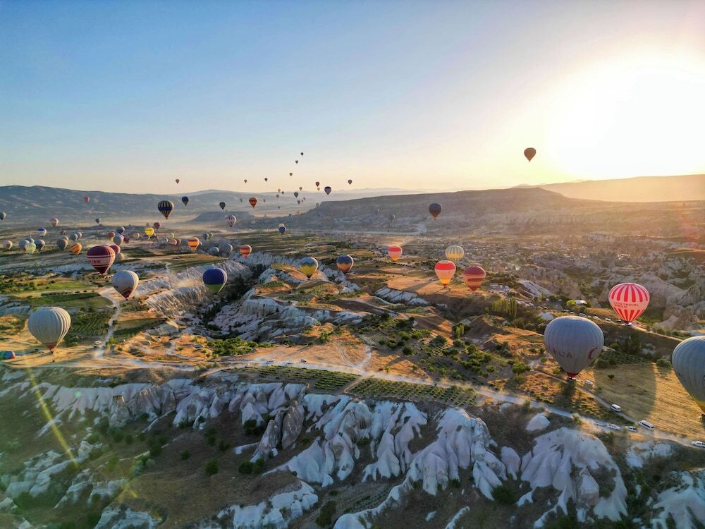 Учисар: Ages in Cappadocia