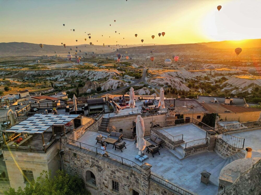 Учисар: Ages in Cappadocia