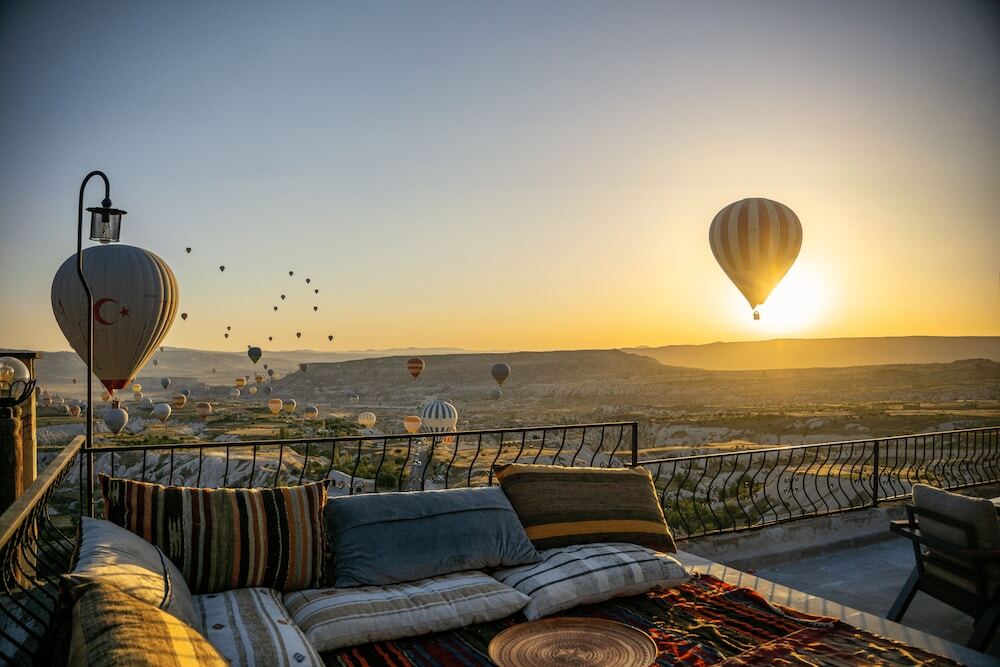 Учисар: Ages in Cappadocia