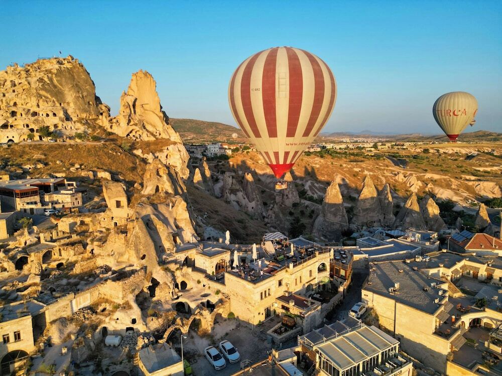 Учисар: Ages in Cappadocia
