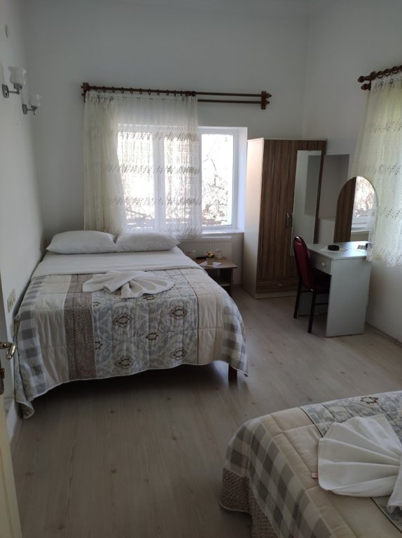 Учисар: Phoenix Inn Hotel