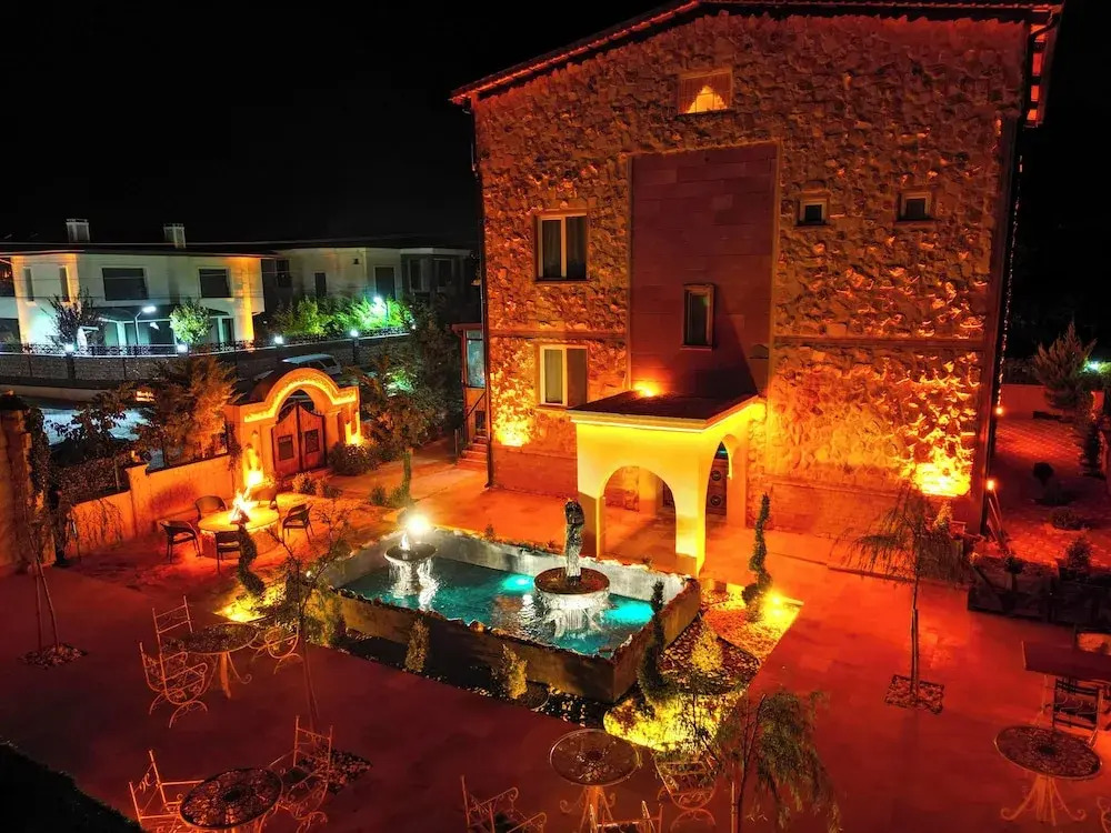 Учисар: Moonlight  Of Cappadocia