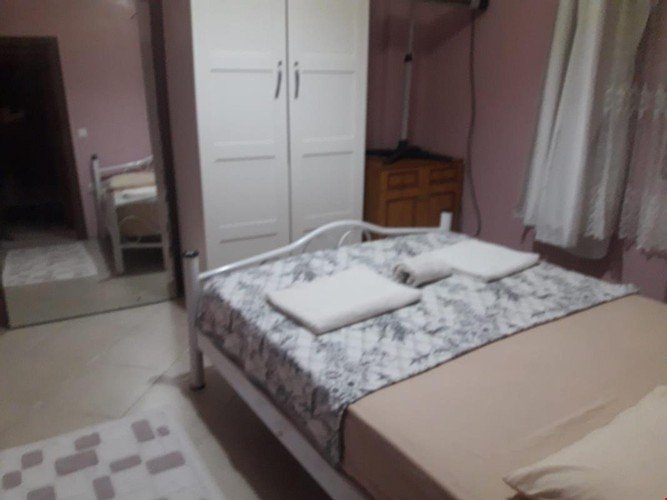 Helvaci: Foca Daire