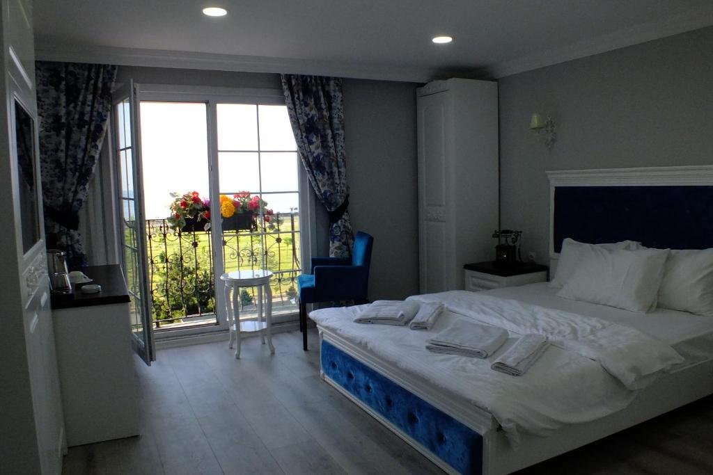 Йомра: Sahi̇l Buti̇k Hotel