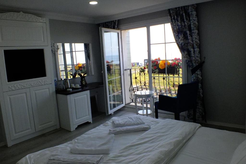 Йомра: Sahi̇l Buti̇k Hotel