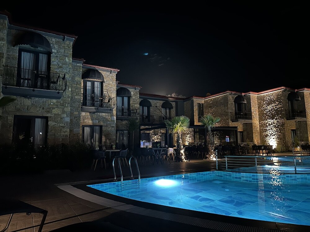 Зейтинликой: Agios Hotel