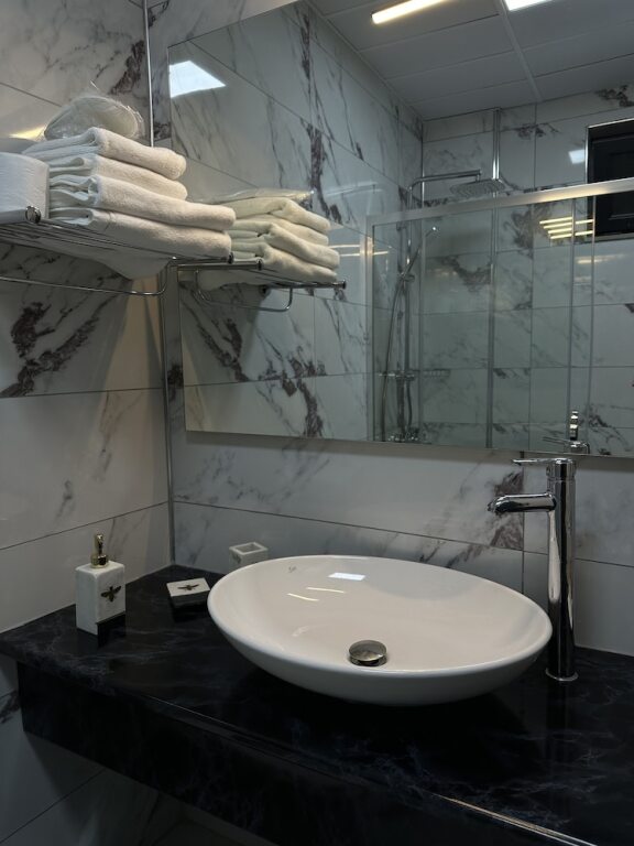 Зейтинликой: Agios Hotel