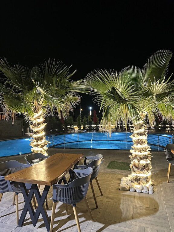 Зейтинликой: Agios Hotel